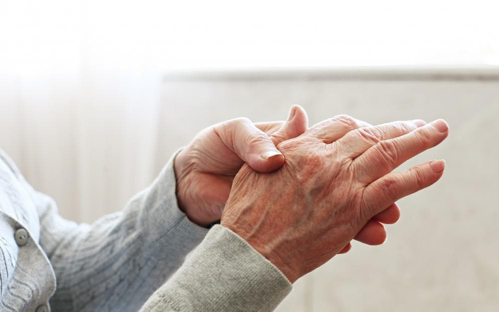 Bí quyết phòng đau nhức xương khớp bàn tay, ngón tay
