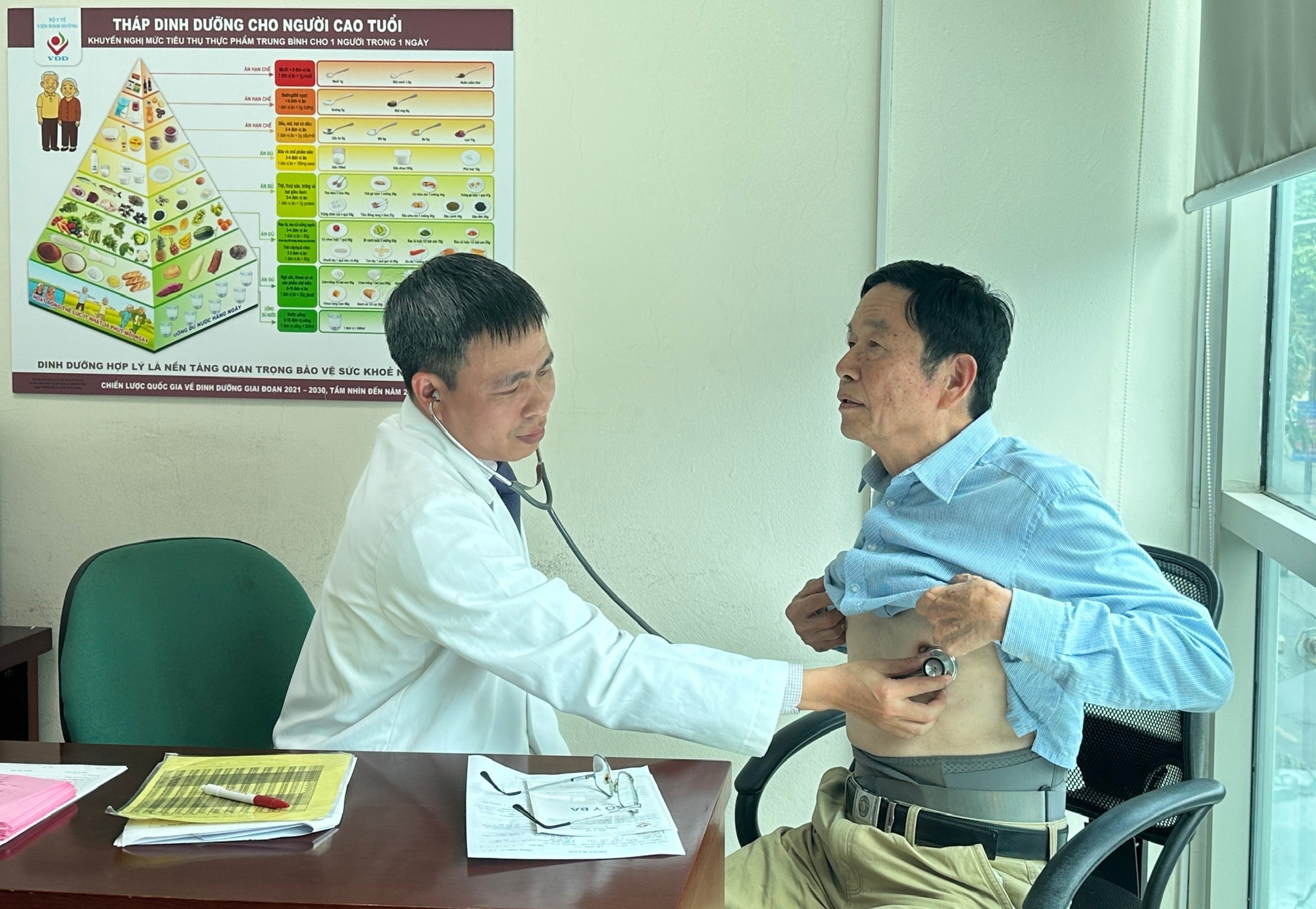 Đưa dinh dưỡng đến gần người dân tại Lễ mít tinh phát động Ngày Sức khỏe toàn dân 7/4- Ảnh 3.