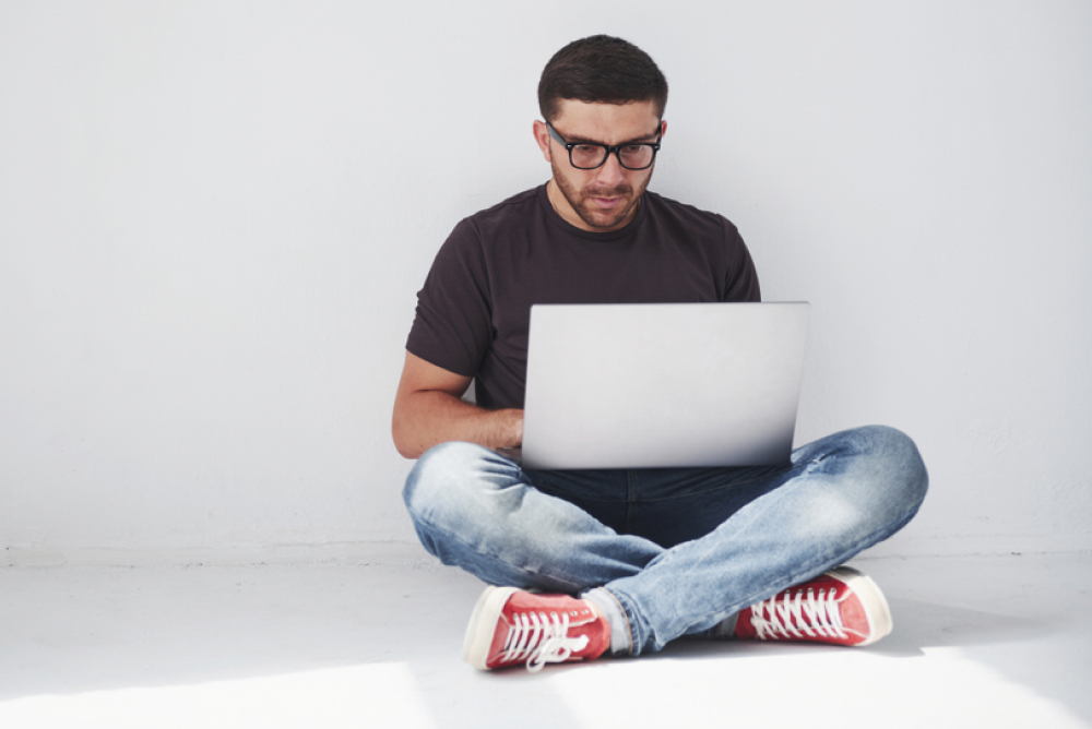 6 thói quen gây hại tinh trùng đa số nam giới thường mắc- Ảnh 1.