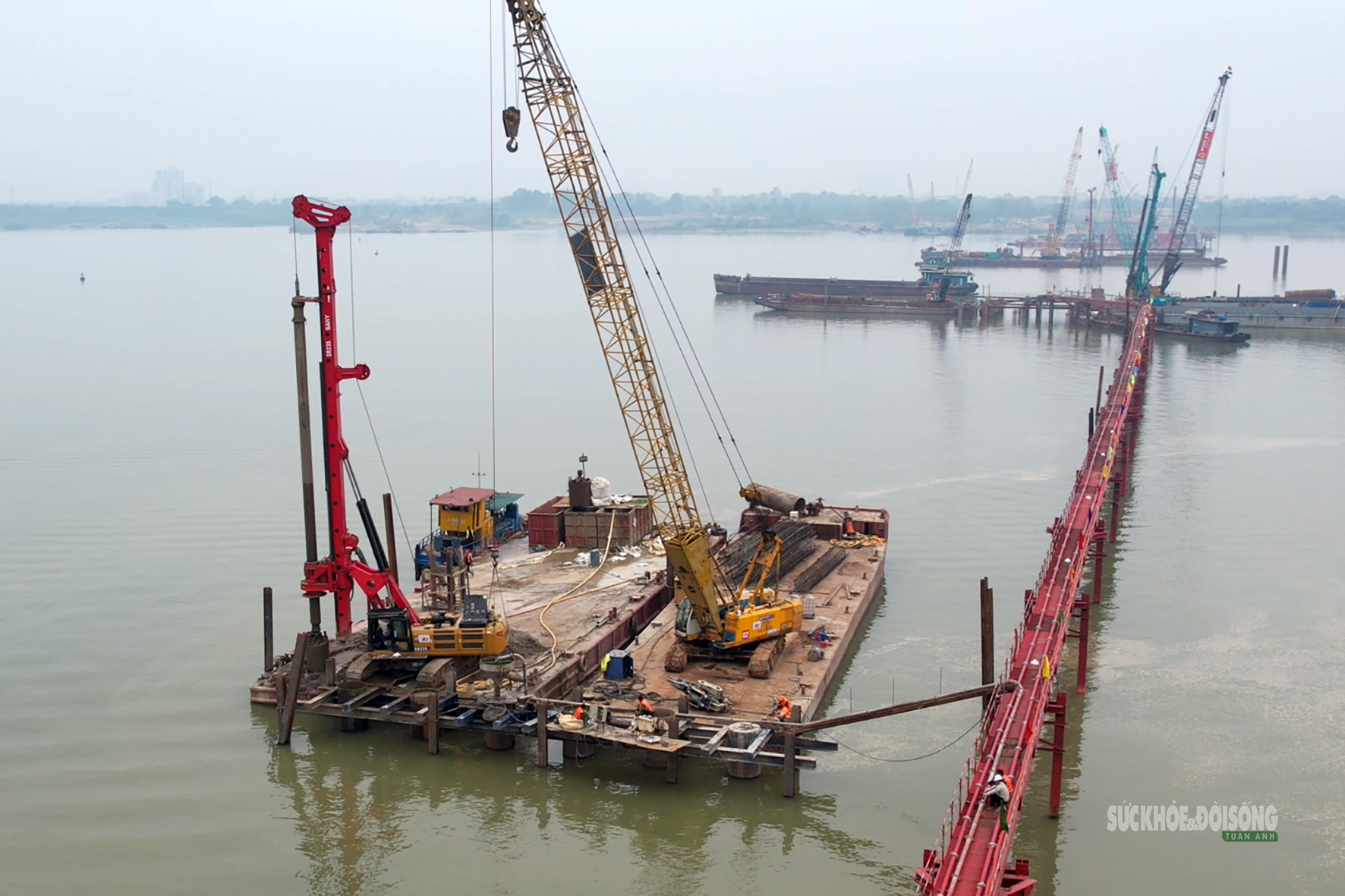 Đại công trường cầu Thượng Cát tăng tốc, quyết cán mốc trước mùa lũ- Ảnh 6.