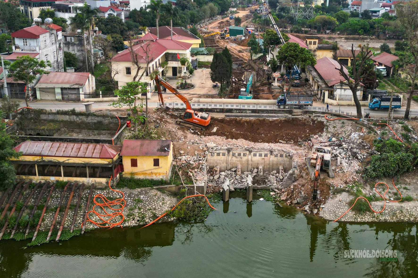 Đại công trường 920 tỷ đồng 'giải cứu' ngập úng phía Tây Bắc Hà Nội- Ảnh 8. Đại công trường 920 tỷ đồng 'giải cứu' ngập úng phía Tây Bắc Hà Nội- Ảnh 8.