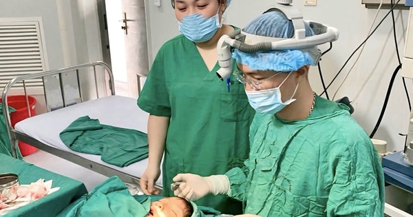 Sưng sống mũi kéo dài ở trẻ, bác sĩ cảnh báo dị tật hiếm gặp