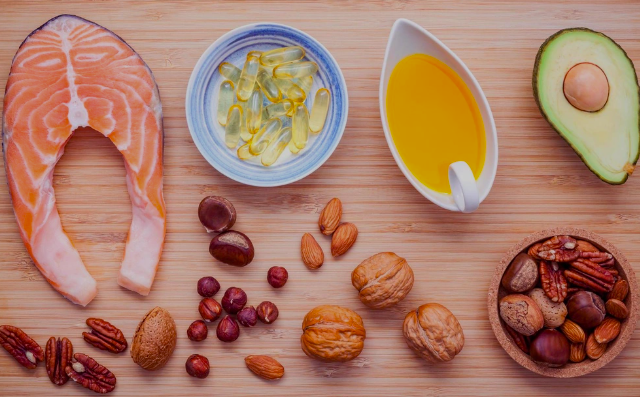 Bộ 3 dưỡng chất 'chống già' cho phụ nữ sau tuổi 40- Ảnh 2.