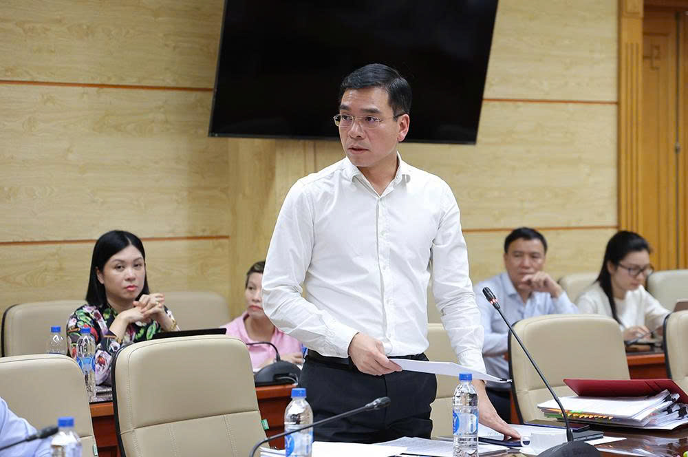 Bộ trưởng Đào Hồng Lan: Hoàn thiện đồng bộ hệ thống pháp luật tạo hành lang pháp lý cho hoạt động y tế- Ảnh 5. Bộ trưởng Đào Hồng Lan: Hoàn thiện đồng bộ hệ thống pháp luật tạo hành lang pháp lý cho hoạt động y tế- Ảnh 5.