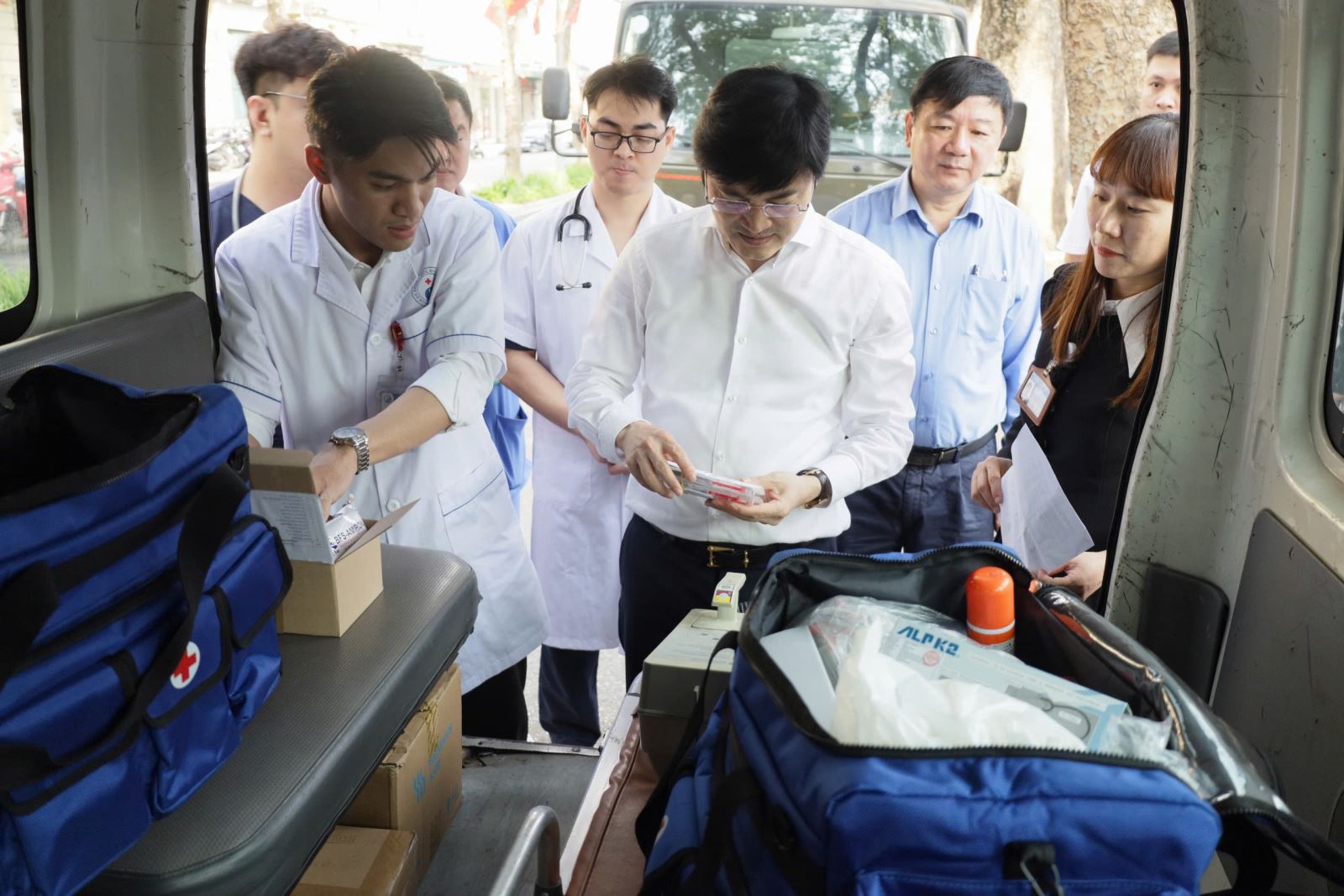 Hà Nội bảo đảm công tác y tế trong dịp nghỉ lễ- Ảnh 1. Hà Nội bảo đảm công tác y tế trong dịp nghỉ lễ- Ảnh 1.