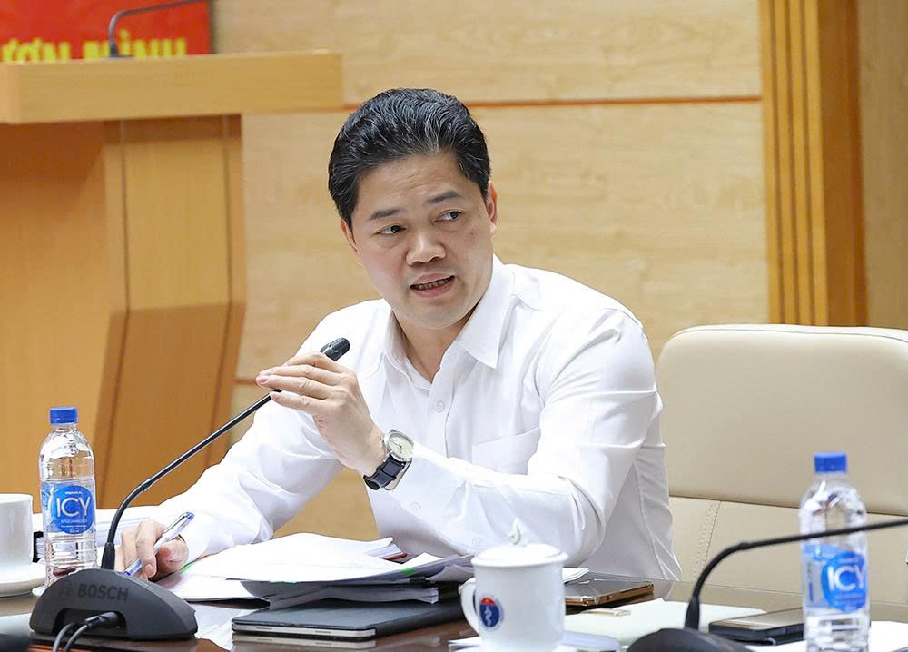 Bộ trưởng Đào Hồng Lan: Hoàn thiện đồng bộ hệ thống pháp luật tạo hành lang pháp lý cho hoạt động y tế- Ảnh 2. Bộ trưởng Đào Hồng Lan: Hoàn thiện đồng bộ hệ thống pháp luật tạo hành lang pháp lý cho hoạt động y tế- Ảnh 2.