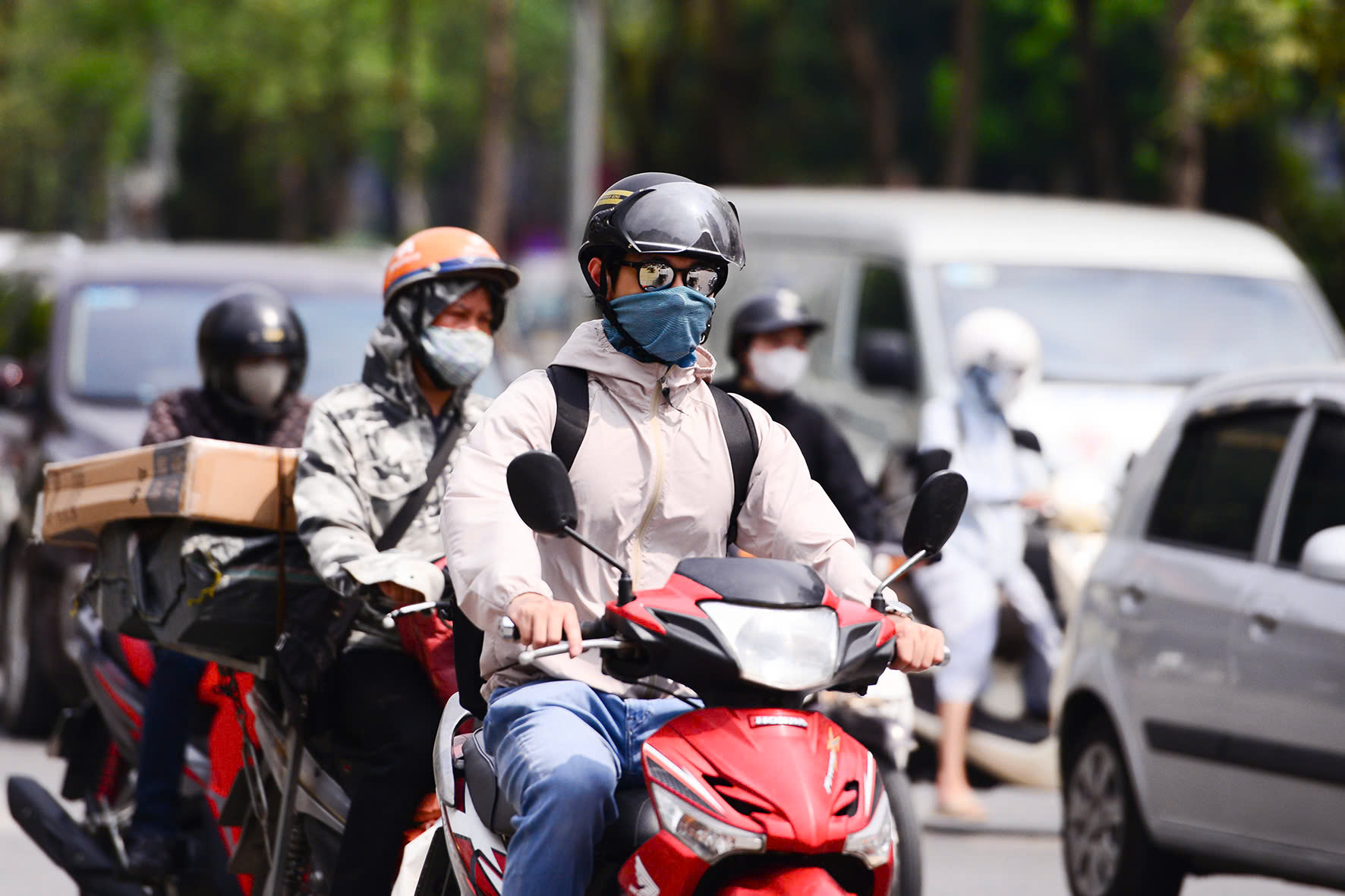 Cảnh báo nắng nóng gia tăng rất mạnh bao phủ mùa hè năm nay- Ảnh 1. Cảnh báo nắng nóng gia tăng rất mạnh bao phủ mùa hè năm nay- Ảnh 1.