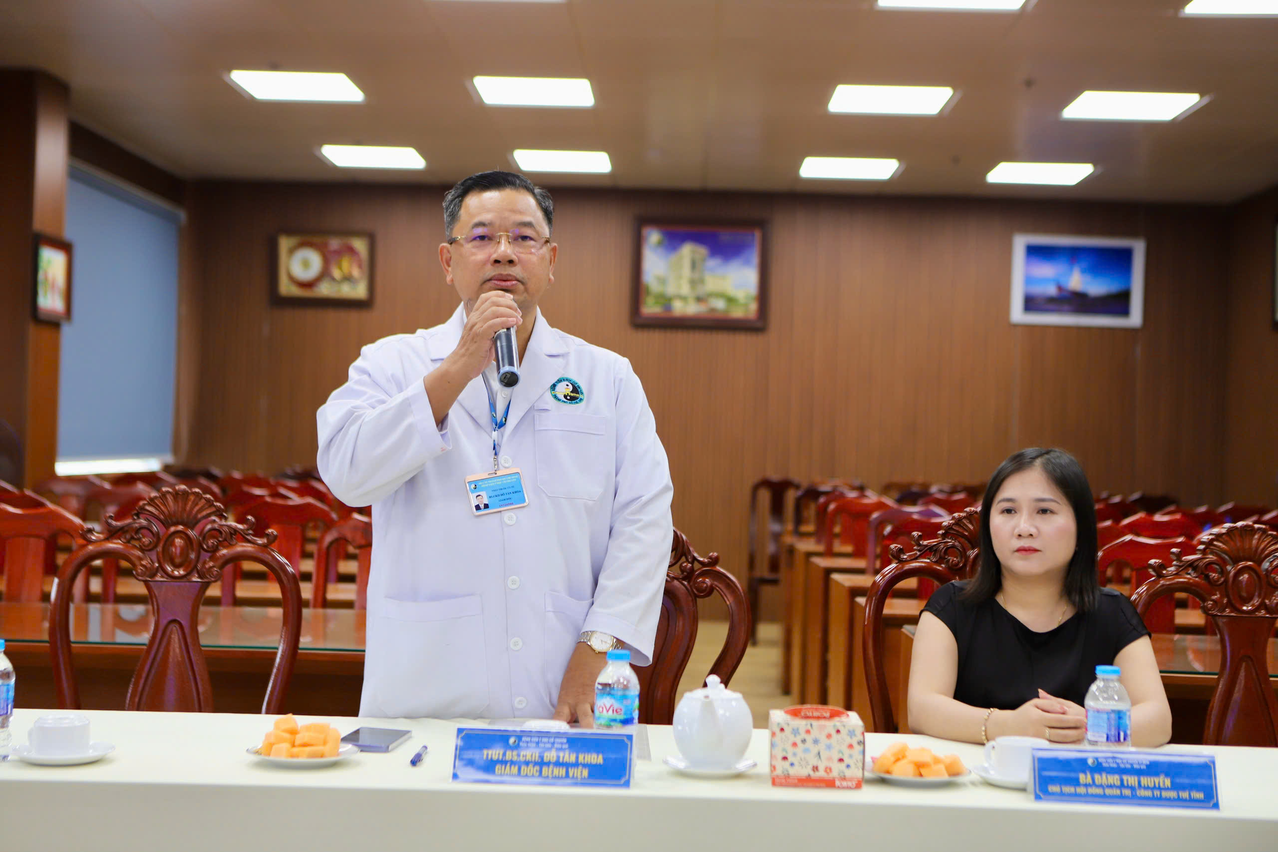 Bệnh viện Y học cổ truyền TPHCM và Dược phẩm Tuệ Tĩnh: Tiên phong thương mại hóa các nghiên cứu y học cổ truyền- Ảnh 2. Bệnh viện Y học cổ truyền TPHCM và Dược phẩm Tuệ Tĩnh: Tiên phong thương mại hóa các nghiên cứu y học cổ truyền- Ảnh 2.