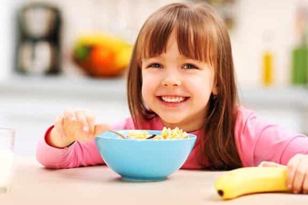 Vai trò của bữa sáng đối với lứa tuổi học sinh