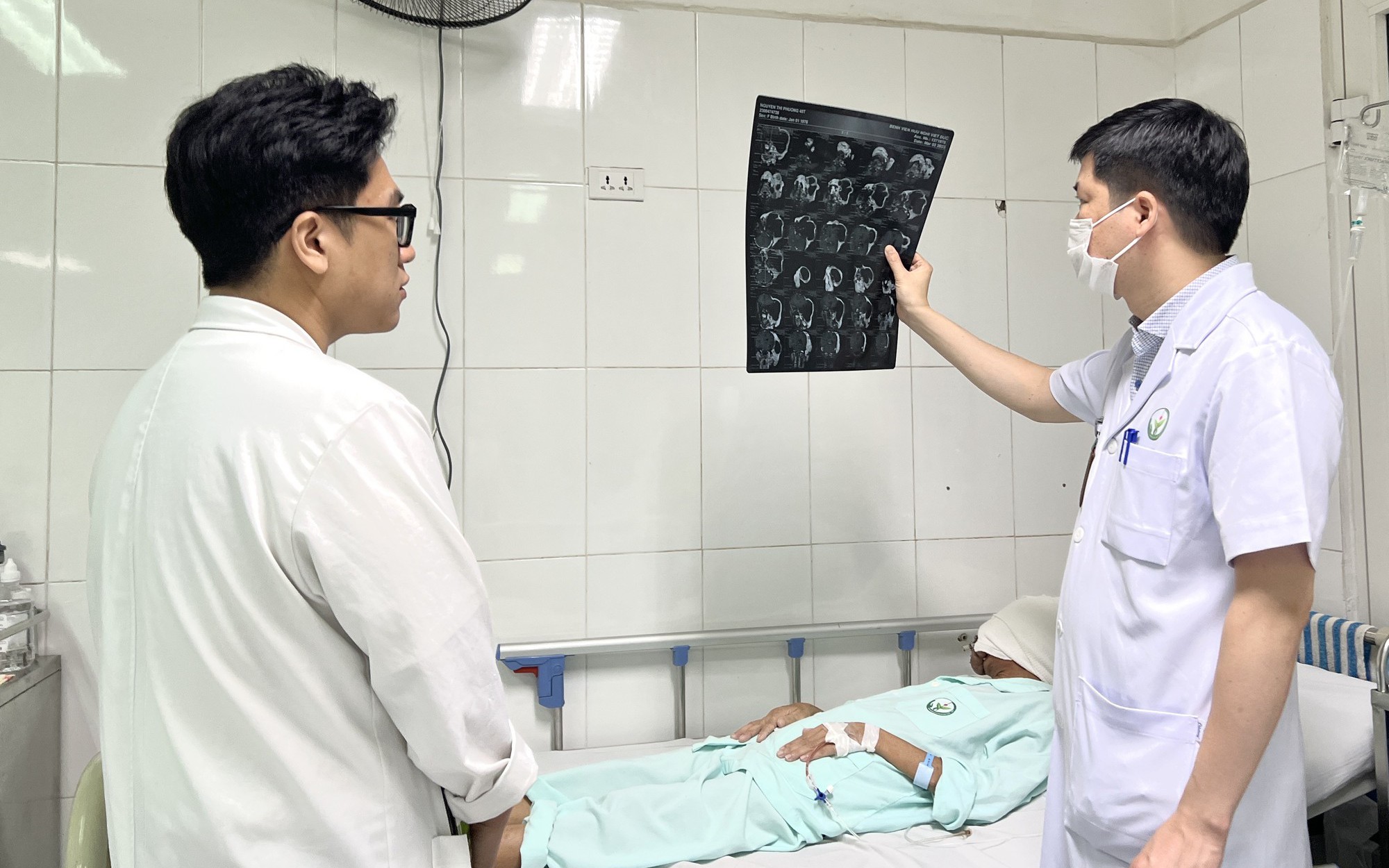 Hội đồng Y khoa Quốc gia ban hành danh mục câu hỏi  đánh giá năng lực hành nghề y với bác sĩ