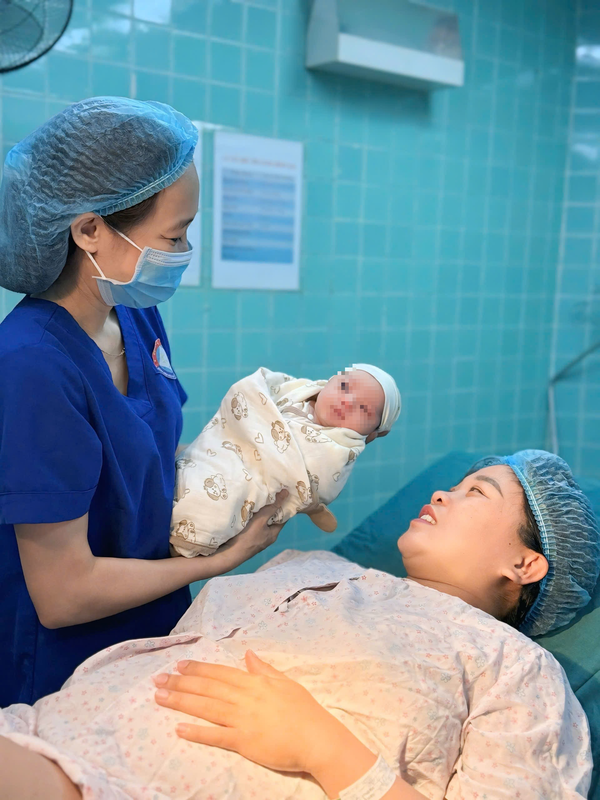 Chuyện của những người đón 'thiên thần'- Ảnh 2. Chuyện của những người đón 'thiên thần'- Ảnh 2.