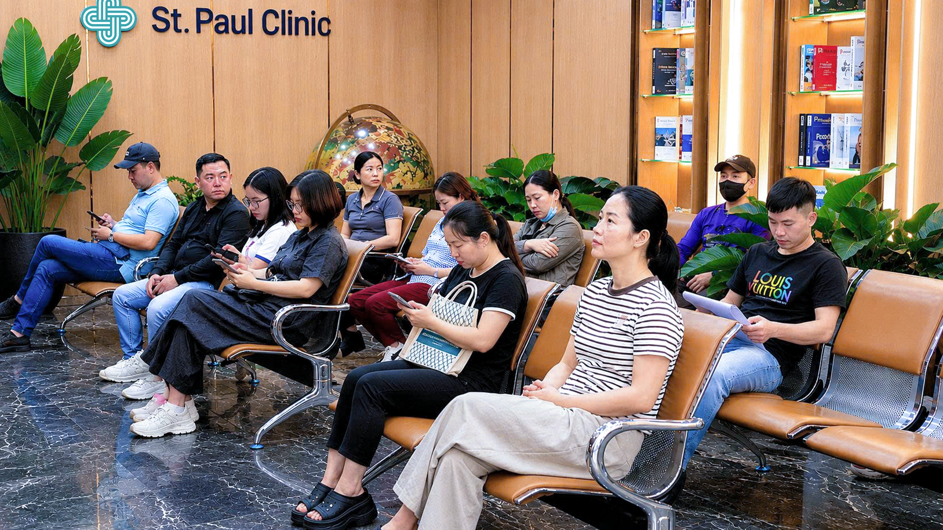 1-17796908150291560946649 Phòng khám Da liễu St. Paul: Hành trình trưởng thành từ thử thách, vững vàng với sứ mệnh lấy người bệnh làm trung tâm- Ảnh 1.