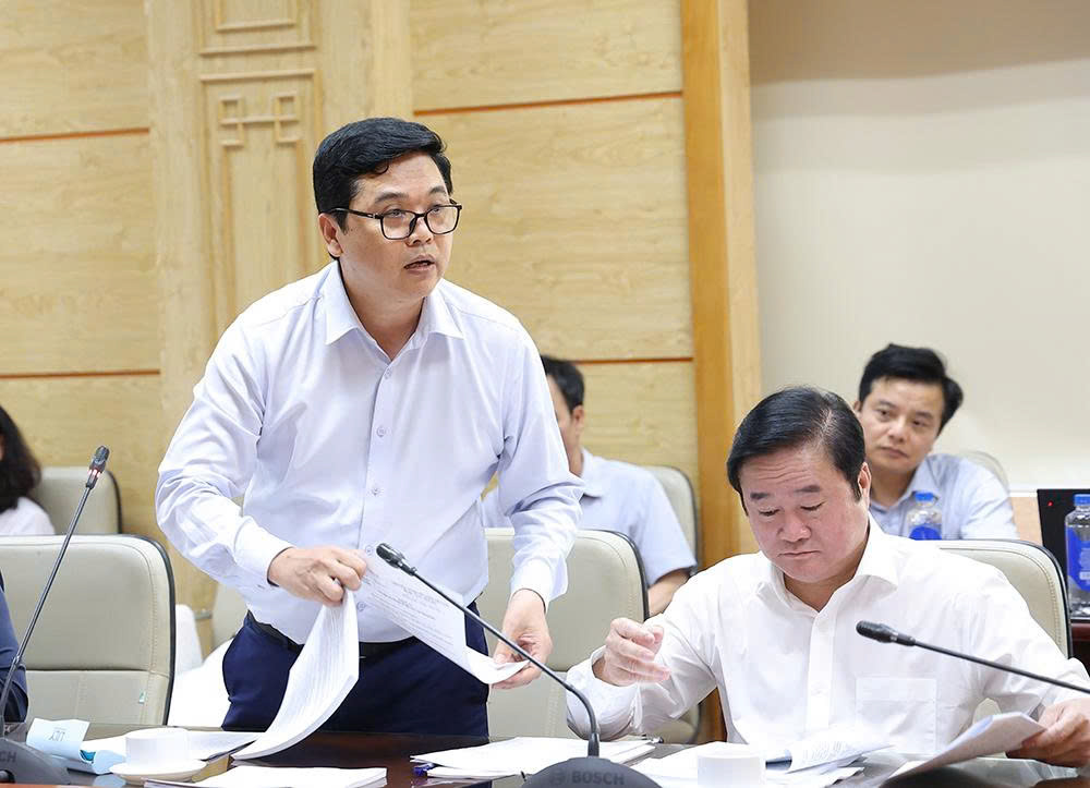 Tăng tính khả thi cho Luật Phòng bệnh bằng quy định báo cáo đồng bộ, đẩy mạnh chuyển đổi số trong giám sát dịch- Ảnh 3.