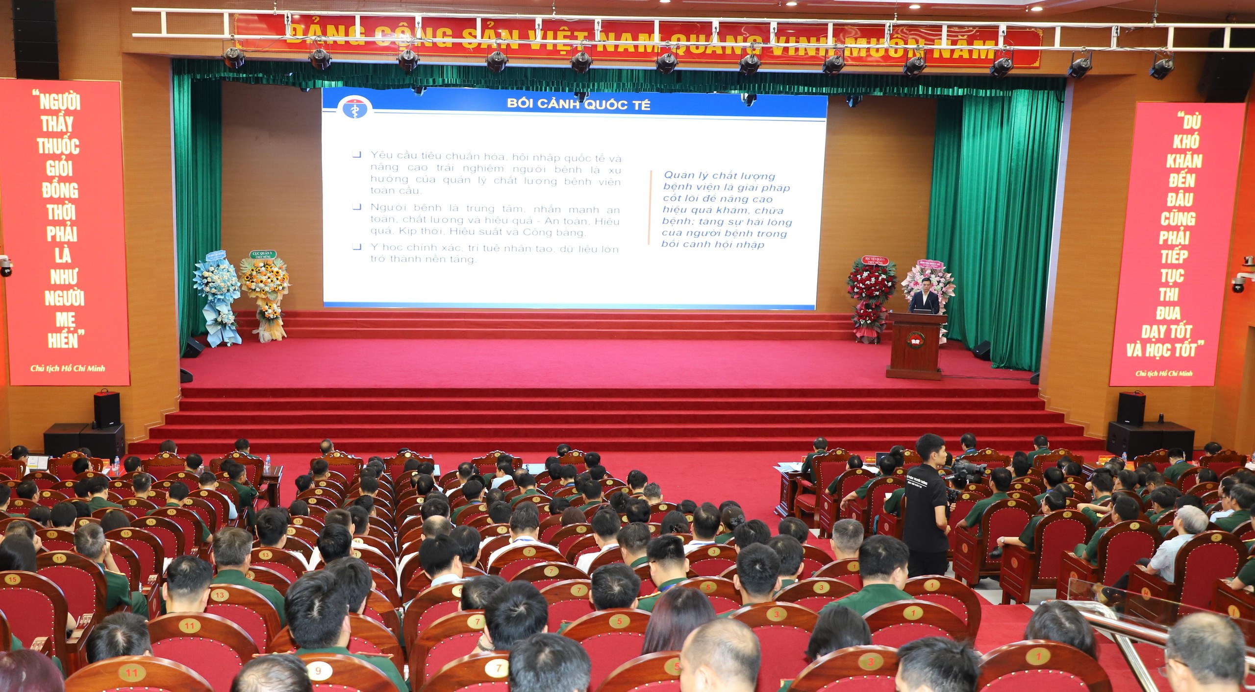 Nâng chuẩn chất lượng bệnh viện: Lấy an toàn người bệnh làm 'thước đo vàng'- Ảnh 2.