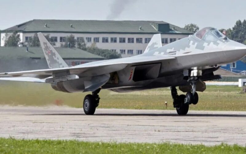 Nga tăng gấp đôi sản lượng tiêm kích giữa lúc đơn hàng Su-35 và Su-57 bùng nổ