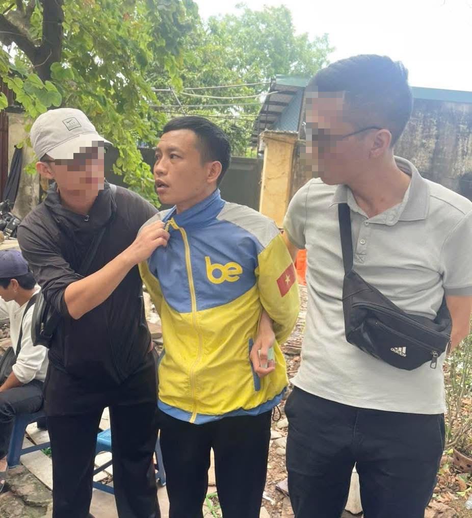 Chém vợ tử vong vì phát hiện người đàn ông khác trong nhà- Ảnh 1.