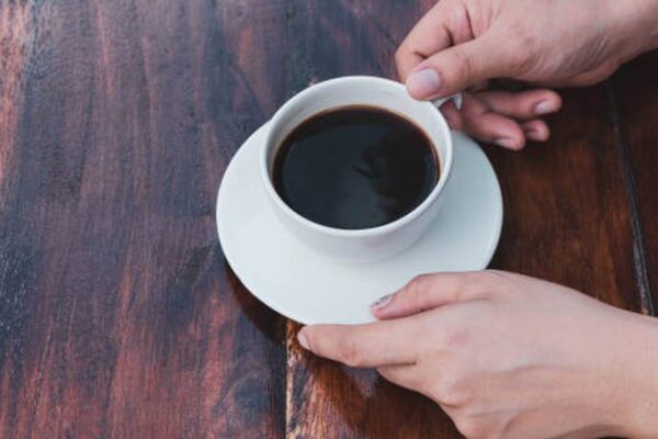 Thời điểm an toàn để uống cà phê buổi chiều không lo mất ngủ