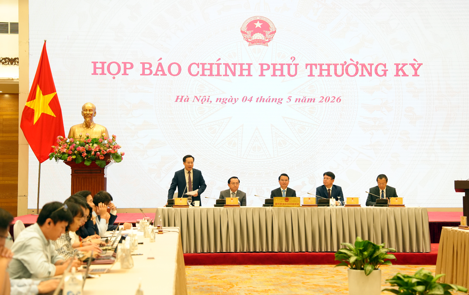 dsc00087-17778965989282071452137 Bộ Y tế quyết tâm đưa cơ sở 2 Bệnh viện Bạch Mai, Việt Đức vào hoạt động trong quý II năm nay- Ảnh 1.