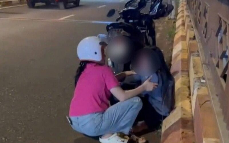 Nữ thiếu tá công an nhanh trí cứu người phụ nữ định nhảy cầu ở Lâm Đồng