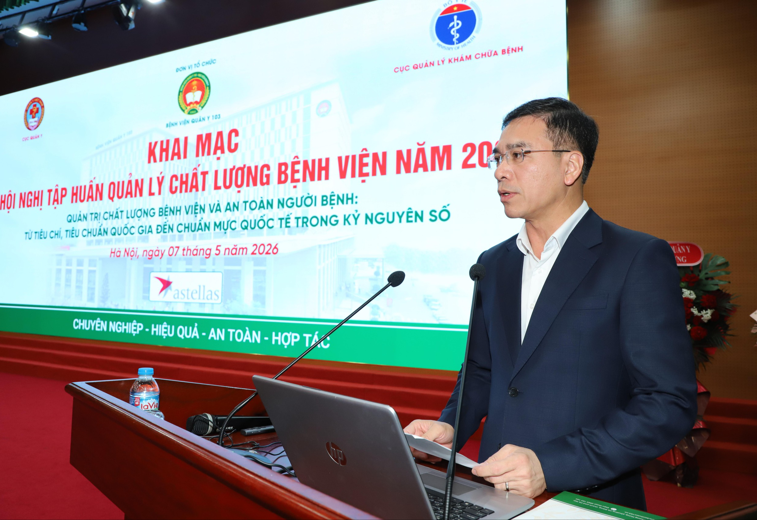 Nâng chuẩn chất lượng bệnh viện: Lấy an toàn người bệnh làm 'thước đo vàng'- Ảnh 3.