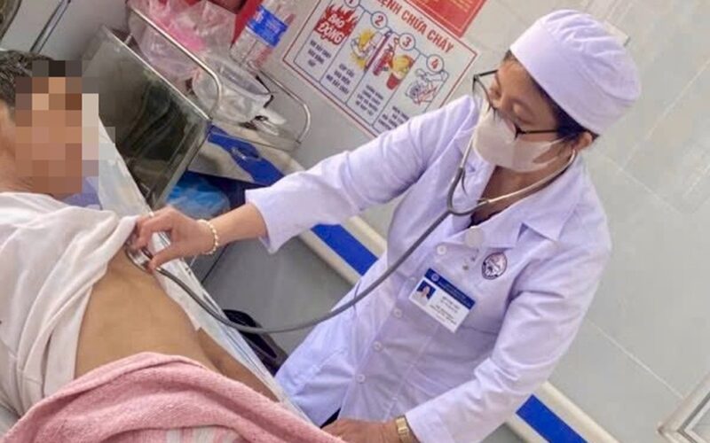 Nhiều người nhập viện sau khi ăn ve sầu, bác sĩ cảnh báo nguy cơ