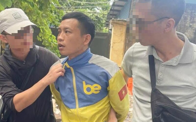 Chém vợ tử vong vì phát hiện người đàn ông khác trong nhà