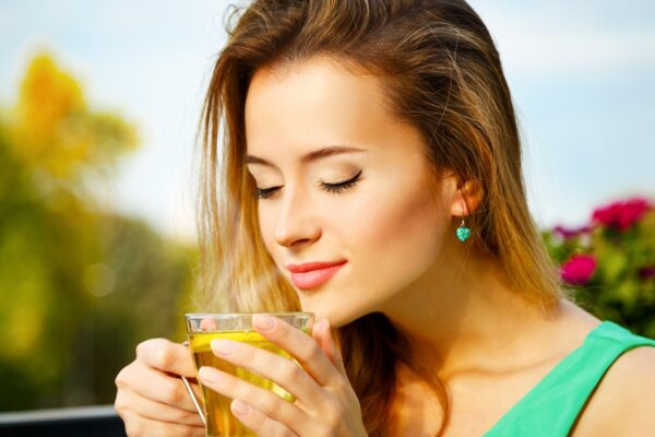 Bí quyết uống trà giúp đốt cháy calo và giảm cân nhanh hơn