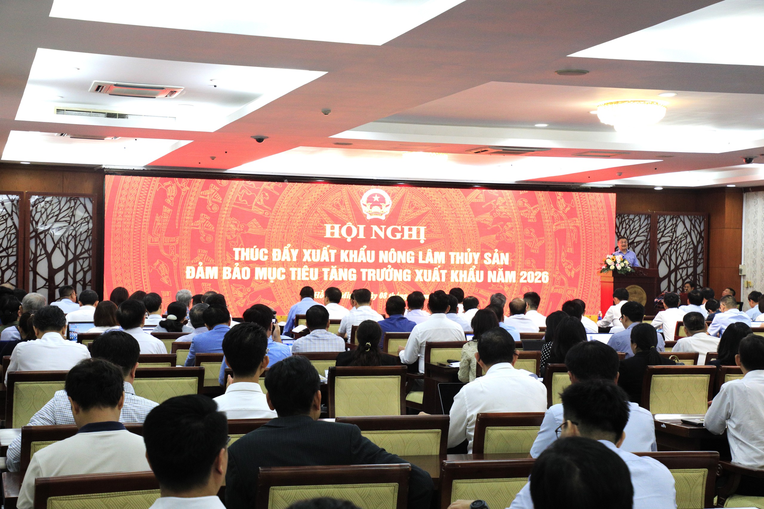 Phó Thủ tướng yêu cầu tháo gỡ điểm nghẽn để xuất khẩu nông sản đạt 74 tỷ USD- Ảnh 2.