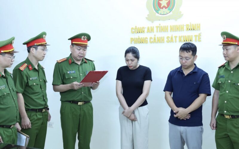 Khởi tố 2 đối tượng vì dàn xếp đấu giá 14 lô đất