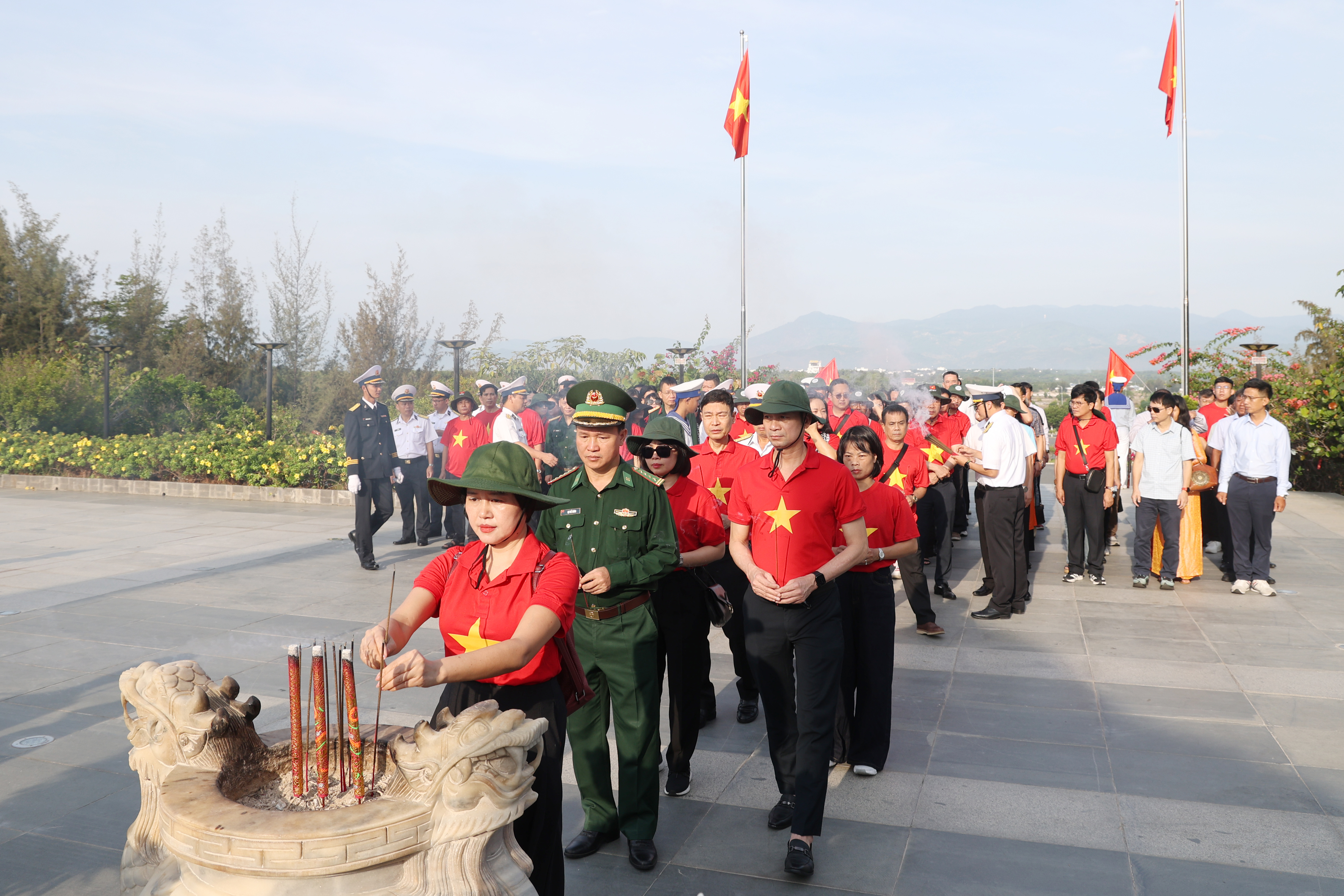 leminh4-17778072728131549754038 Đoàn Đại biểu Bộ Y tế sẵn sàng lên đường thăm cán bộ, chiến sĩ, nhân dân Trường Sa và nhà giàn DK1- Ảnh 3.