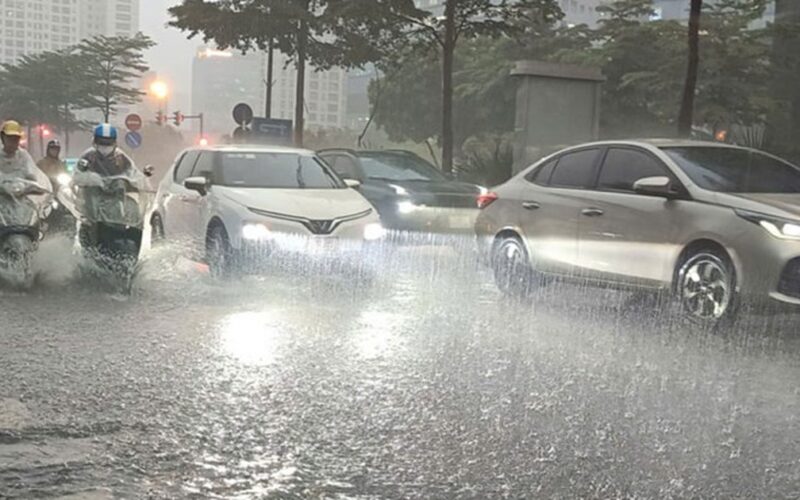 Miền Bắc mưa dông vào chiều và đêm, các khu vực khác duy trì nắng nóng
