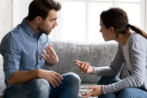 Phụ nữ chớ dại nói những câu này vì dễ khiến người đàn ông của bạn đau lòng