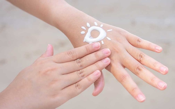 BV Thẩm mỹ Khơ Thị bị phạt nặng, buộc tiêu hủy, đưa mỹ phẩm vi phạm ra khỏi lãnh thổ Việt Nam- Ảnh 4.