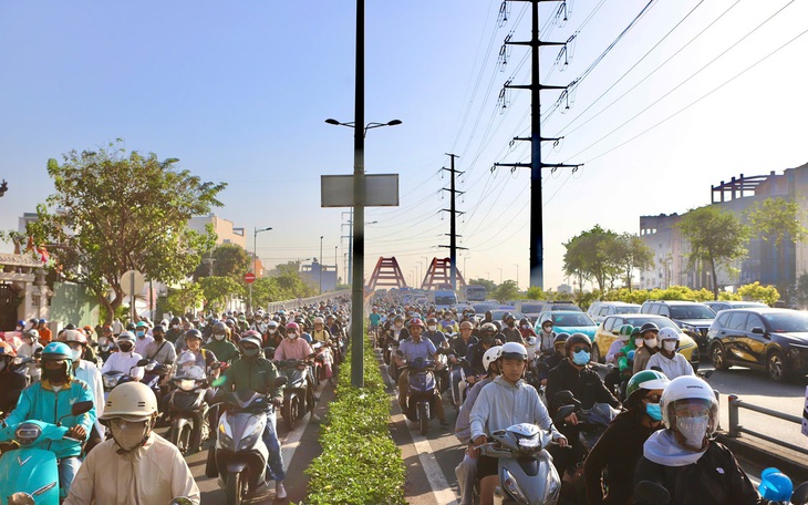 TPHCM điều tiết giao thông linh hoạt nhằm giảm kẹt xe tại cửa ngõ sân bay- Ảnh 4.