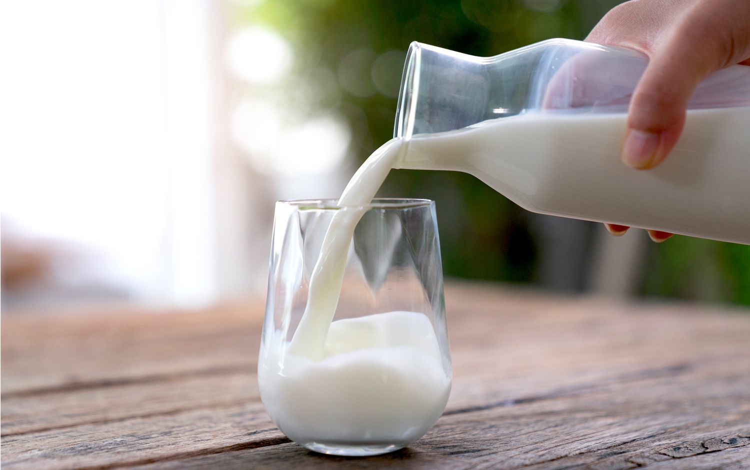 what-is-rich-milk-1709193529-17797804502892060136126 10 thức uống giúp thanh nhiệt, bù dịch ngày nắng gắt- Ảnh 6.