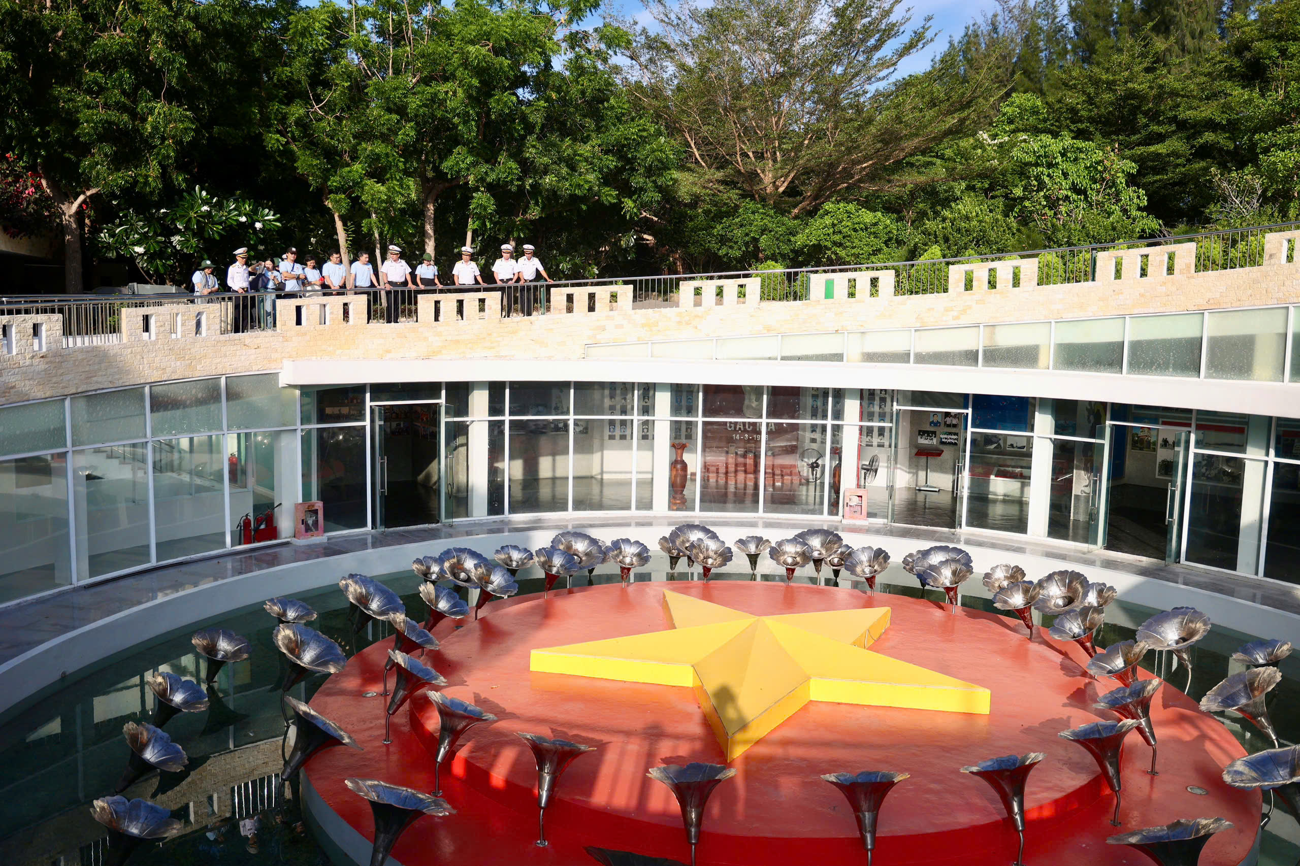 z7787105470712039d591d349b968733caae8e2ccd0d72-1777814951309419879634 Đoàn Đại biểu Bộ Y tế sẵn sàng lên đường thăm cán bộ, chiến sĩ, nhân dân Trường Sa và nhà giàn DK1- Ảnh 13.