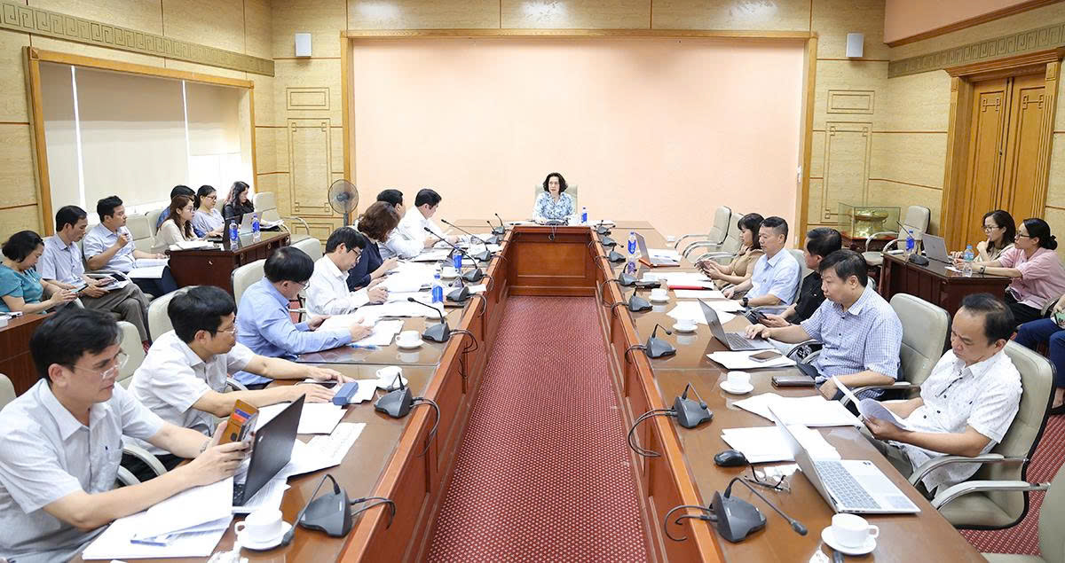 Tăng tính khả thi cho Luật Phòng bệnh bằng quy định báo cáo đồng bộ, đẩy mạnh chuyển đổi số trong giám sát dịch- Ảnh 8.