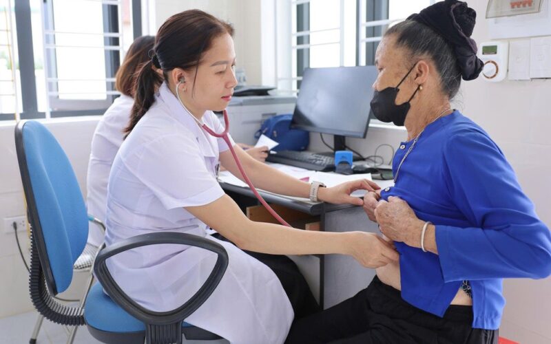 Đưa dịch vụ y tế chất lượng đến gần hơn với người dân