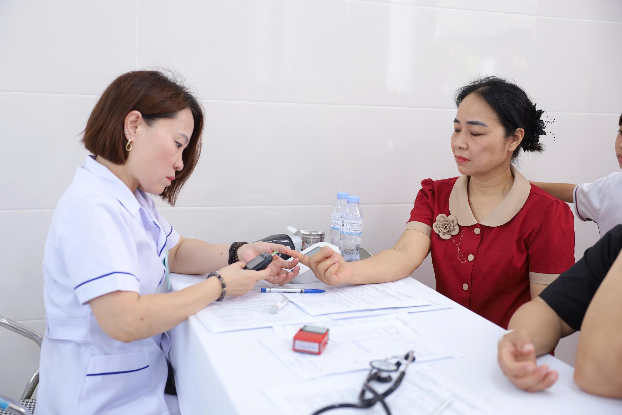 120-1778982556085500598683 Đưa dịch vụ y tế chất lượng đến gần hơn với người dân- Ảnh 9.