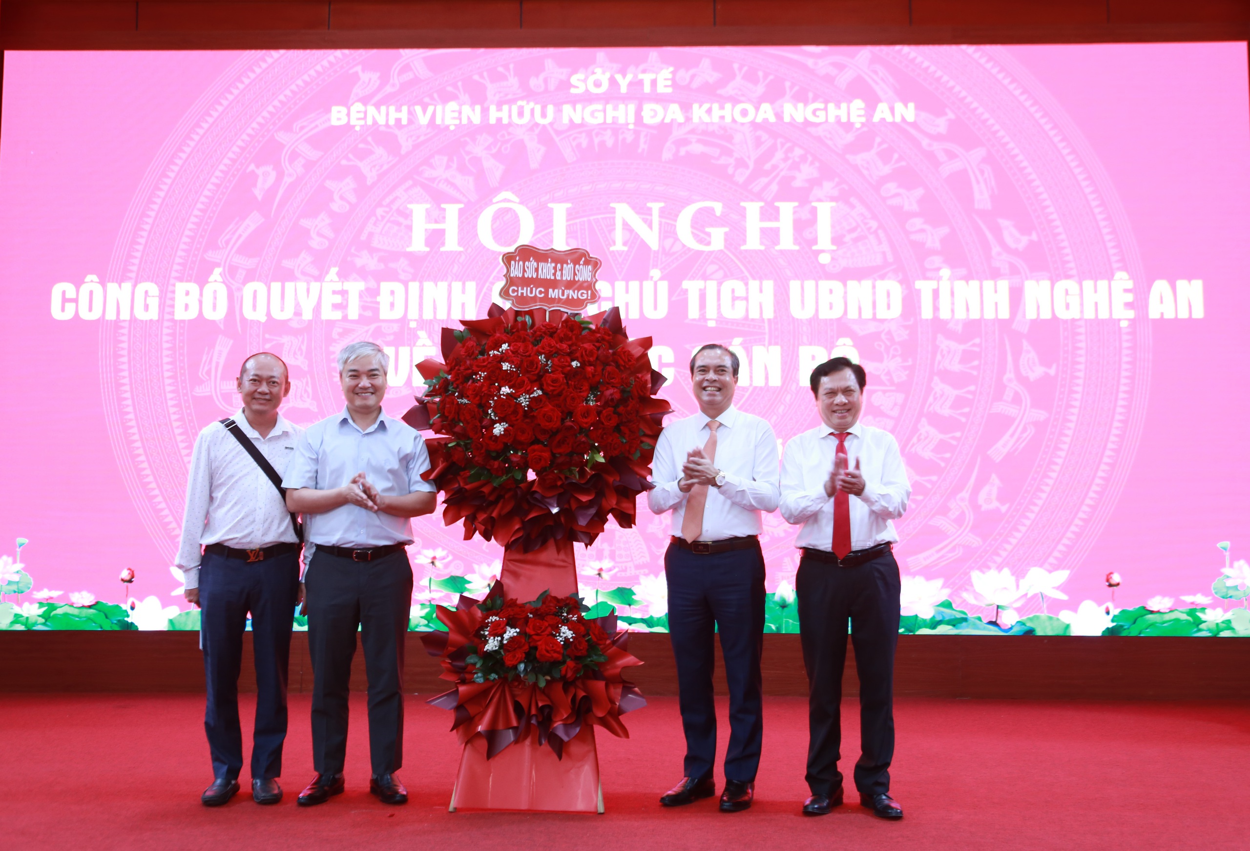 20260601110640-1780290746789441807654 Tân Giám đốc Bệnh viện Hữu nghị Đa khoa Nghệ An: Xây dựng bệnh viện thông minh, chuyên nghiệp và hiện đại- Ảnh 6.