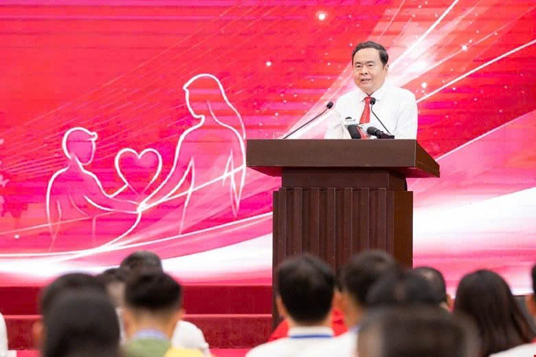 2aoboqcg6sj4fqgsttcaxlxr34jdk7hqfniz3uxu-1780978794083733983763 Tôn vinh 100 người hiến máu tiêu biểu toàn quốc: Lan tỏa những câu chuyện đẹp về tình người- Ảnh 2.