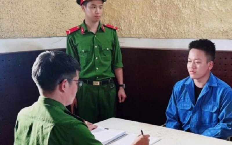 Bắt tạm giam chủ tiệm cầm đồ 25 tuổi lừa đảo hơn 10 tỷ đồng