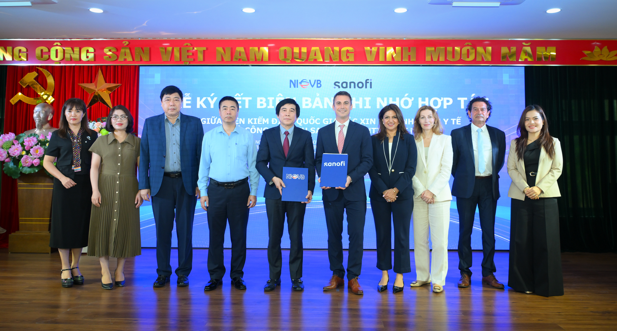 Hợp tác chuyển giao kỹ thuật kiểm định tiên tiến, nâng cao chất lượng vắc xin tại Việt Nam- Ảnh 2.