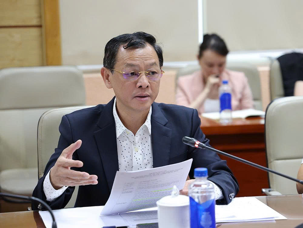 anh-thuc-3133-1779766543888597031237 Thứ trưởng Nguyễn Tri Thức tiếp, làm việc với Chủ tịch Tập đoàn SunWah cùng các doanh nghiệp Trung Quốc- Ảnh 1.