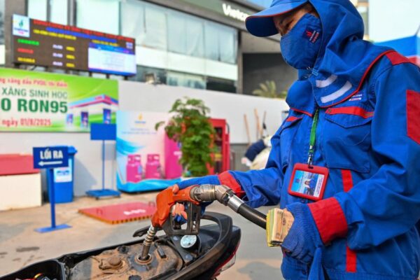 Từ 1/6/2026 cả nước dùng một loại xăng mới, người đi ô tô, xe máy cần đặc biệt lưu ý chi tiết này