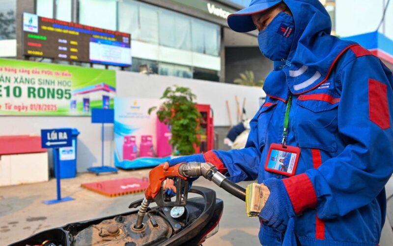 Từ 1/6/2026 cả nước dùng một loại xăng mới, người đi ô tô, xe máy cần đặc biệt lưu ý chi tiết này