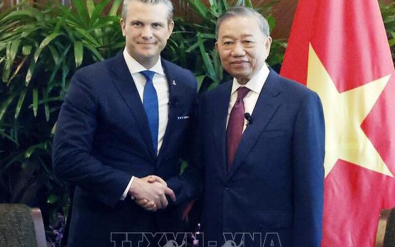 Tổng Bí thư, Chủ tịch nước Tô Lâm tiếp Bộ trưởng Quốc phòng các nước trong khuôn khổ Đối thoại Shangri-la