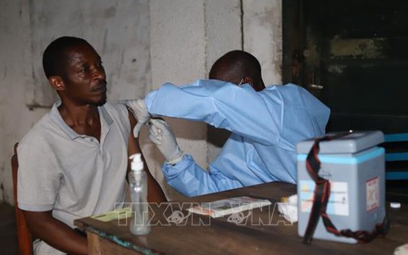Quốc tế khẩn cấp tăng viện trợ giúp CHDC Congo chống Ebola