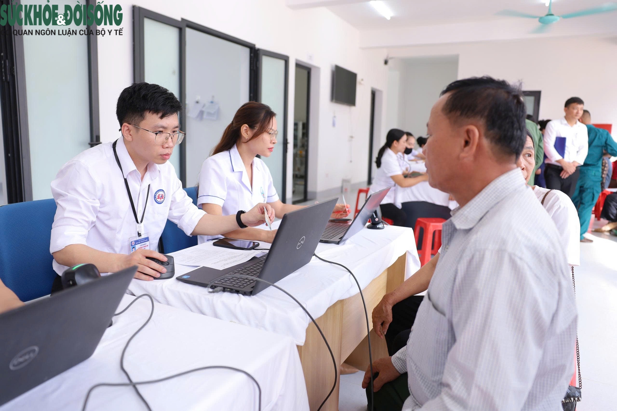 base64-1778988375673336956204 Đưa dịch vụ y tế chất lượng đến gần hơn với người dân- Ảnh 2.