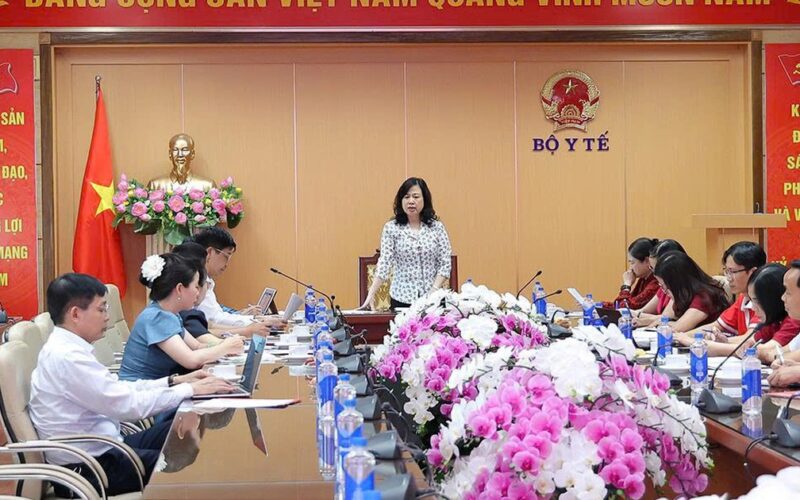 Tổ chức trang trọng lễ tôn vinh người hiến máu tiêu biểu toàn quốc để nhân rộng, tạo sức lan tỏa mạnh mẽ